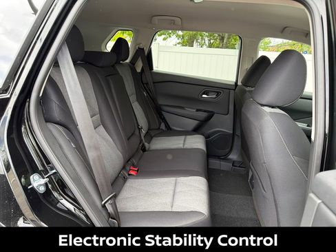 New 2026 Nissan Rogue SV AWD/4WD image 36