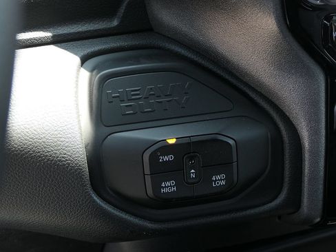 New 2026 RAM 3500 Tradesman AWD/4WD image 17