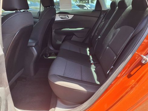 Used 2022 Kia Forte LXS FWD image 15