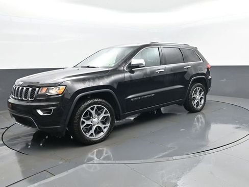 Used 2019 Jeep Grand Cherokee Limited w/ Trailer Tow Group IV AWD/4WD image 1