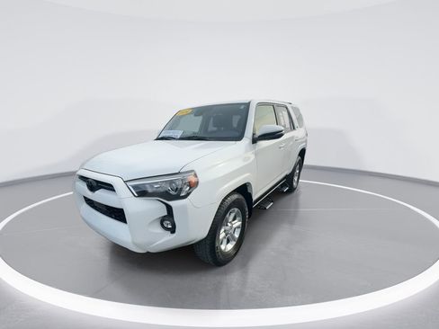 Used 2024 Toyota 4Runner SR5 Premium w/ Moonroof Package image 4