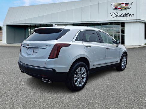 Certified 2023 Cadillac XT5 Luxury AWD/4WD image 5