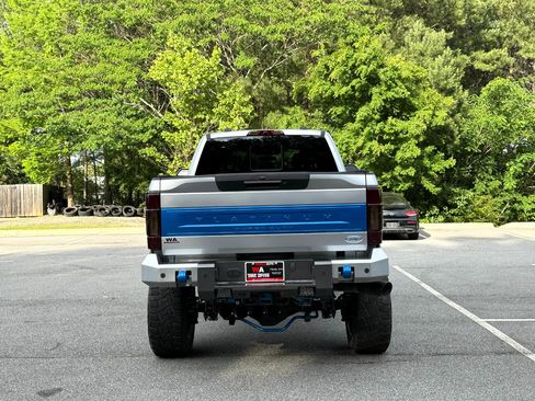 Used 2020 Ford F250 Platinum w/ FX4 Off-Road Package image 5