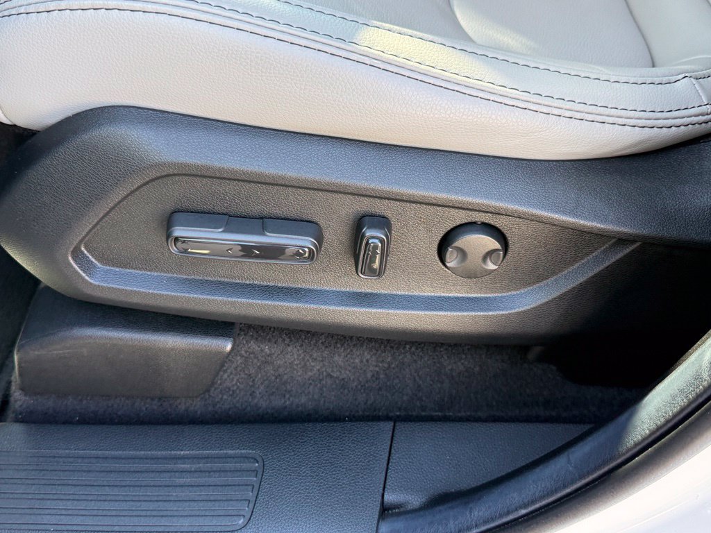 Used 2025 Honda Pilot Touring image 25