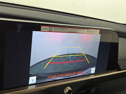 Used 2025 Toyota Crown Signia XLE image 22