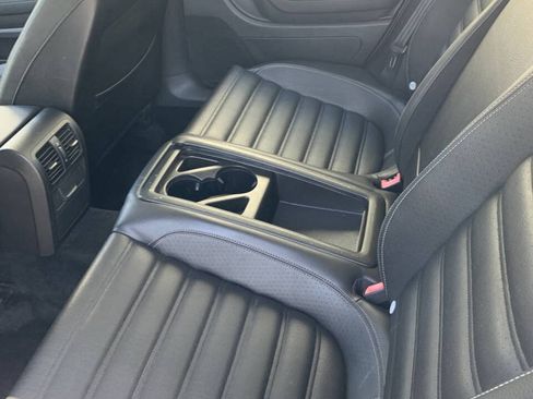Used 2009 Volkswagen CC Sport FWD image 18