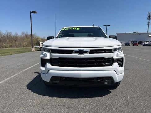 Used 2023 Chevrolet Silverado 1500 RST image 3