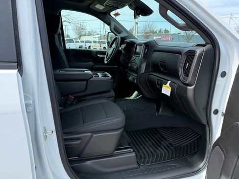New 2026 Chevrolet Silverado 2500 Custom w/ Custom Value Package AWD/4WD image 15