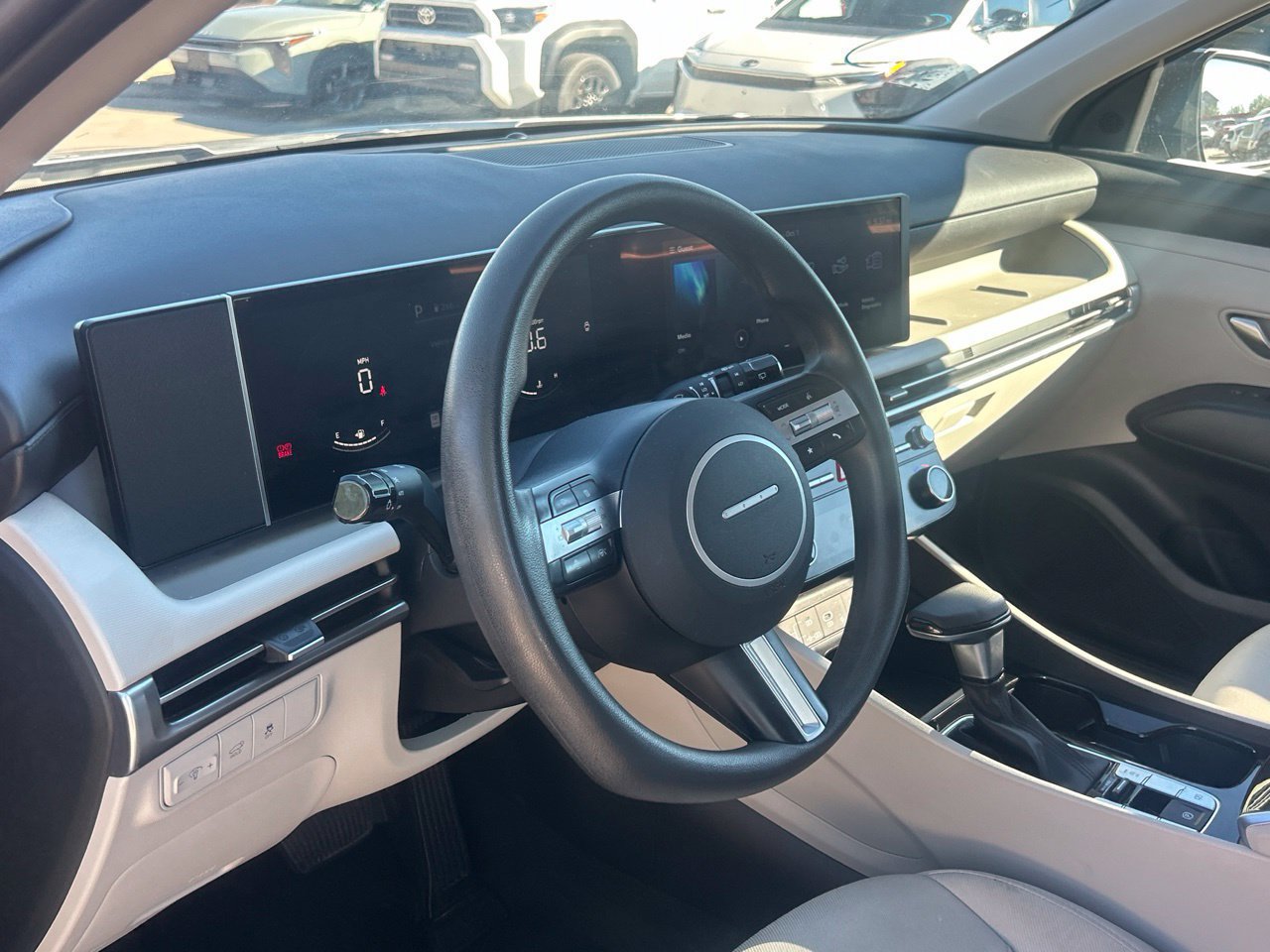 Used 2025 Hyundai Tucson SEL FWD image 6