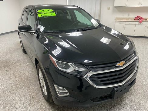 Used 2020 Chevrolet Equinox LT image 11