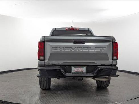 Used 2023 Chevrolet Colorado W/T image 7