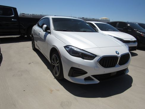 Used 2022 BMW 228i Gran Coupe FWD image 2