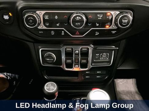Used 2021 Jeep Wrangler Unlimited Sport AWD/4WD image 22