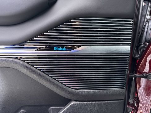 New 2026 Jeep Grand Wagoneer Summit image 32