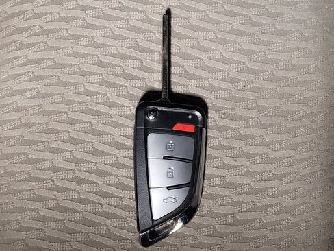 Used 2015 Hyundai Santa Fe Sport image 32