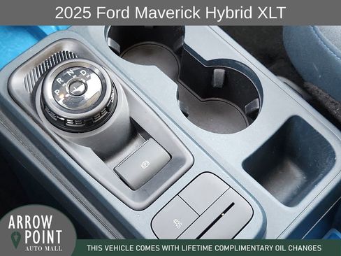 Used 2025 Ford Maverick XLT image 28