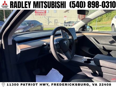 Used 2023 Tesla Model Y Long Range AWD/4WD image 4
