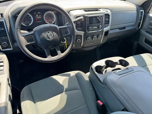 Used 2013 RAM 1500 Classic SLT AWD/4WD image 9