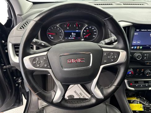 Used 2024 GMC Terrain SLT AWD/4WD image 27