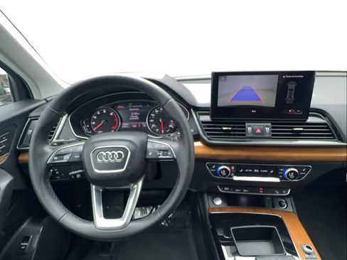 Used 2023 Audi Q5 2.0T Premium w/ Convenience Package AWD/4WD image 25