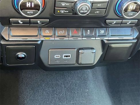 Used 2020 Chevrolet Silverado 1500 LT w/ All-Star Edition image 32