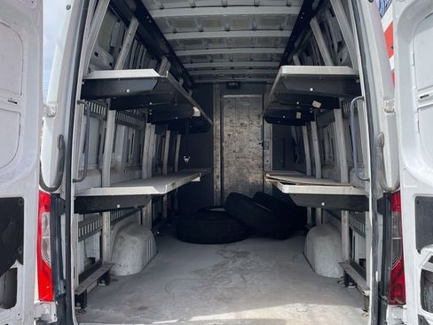 Used 2020 Mercedes-Benz Sprinter 2500 image 10