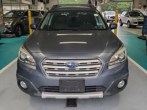 Used 2017 Subaru Outback 2.5i Limited AWD/4WD image 7