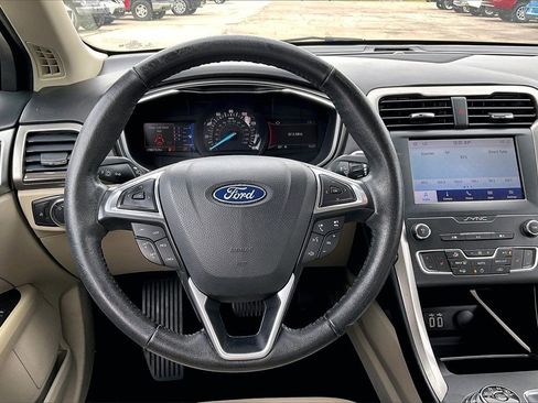 Used 2020 Ford Fusion SEL image 8