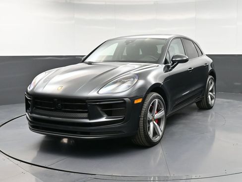 New 2026 Porsche Macan S AWD/4WD image 6