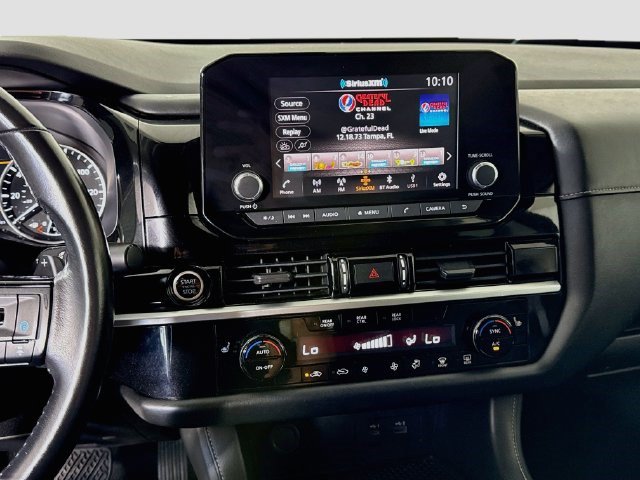 Used 2022 Nissan Pathfinder SV w/ SV Premium Package AWD/4WD image 17