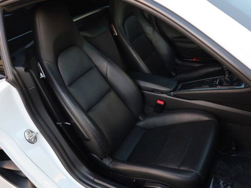 Used 2018 Porsche 718 Cayman image 39