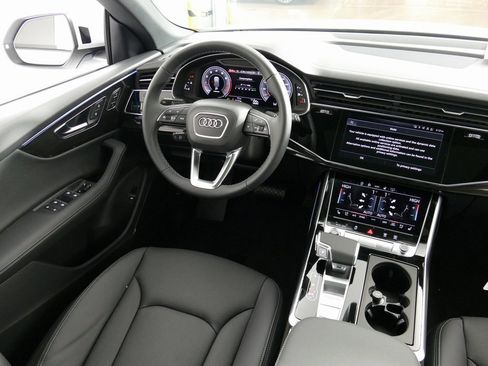 New 2026 Audi Q8 Premium Plus image 23