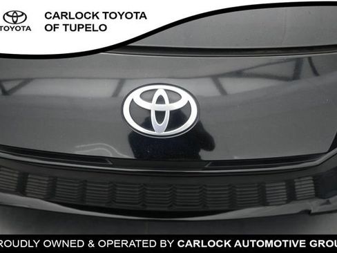 Used 2025 Toyota Camry SE w/ Convenience Package FWD image 36