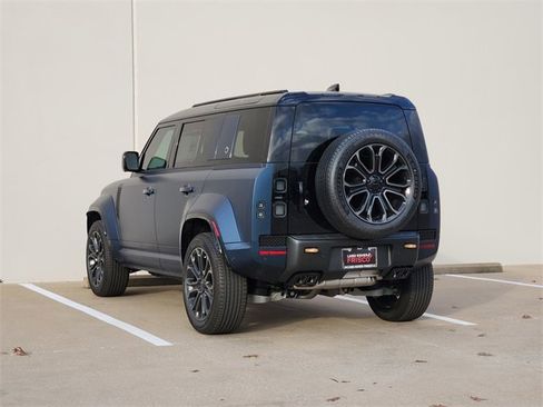 New 2026 Land Rover Defender 110 OCTA image 3