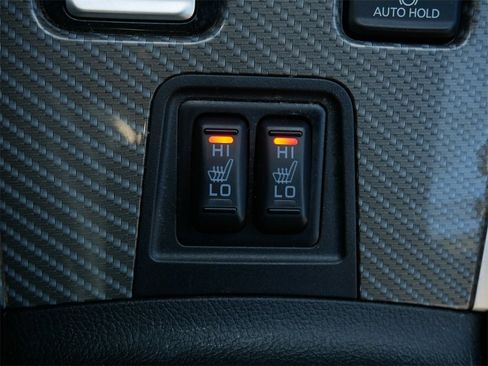 Used 2020 Mitsubishi Outlander SEL image 18