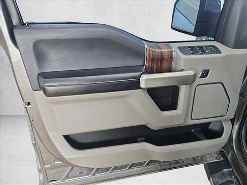 Used 2015 Ford F150 Lariat w/ Equipment Group 502A Luxury image 10