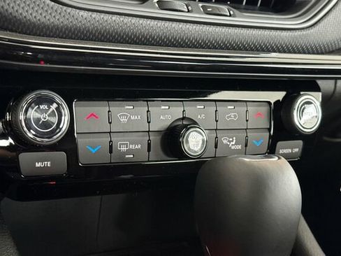 New 2026 Jeep Compass Latitude w/ Quick Order Package 29K image 17