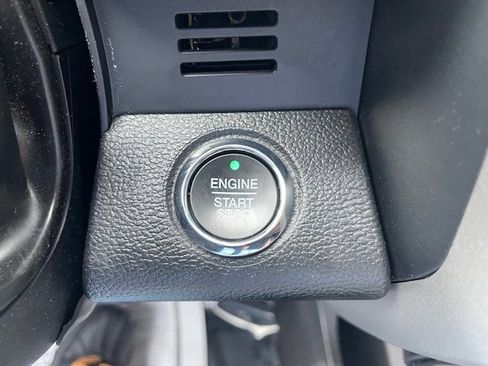 Used 2020 Ford F250 Lariat image 23