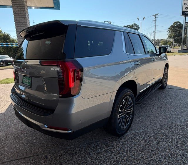 New 2026 GMC Yukon Elevation AWD/4WD image 8