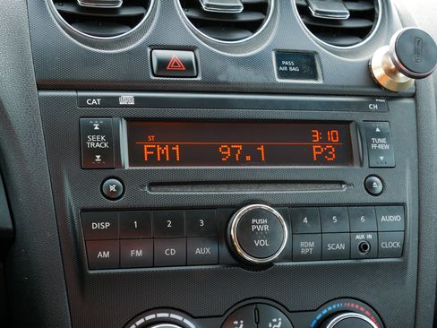 Used 2011 Nissan Altima 2.5 S image 22