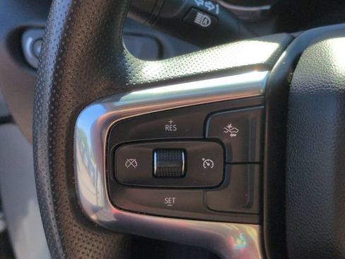 Used 2023 Chevrolet Blazer LT w/ Convenience Package FWD image 17