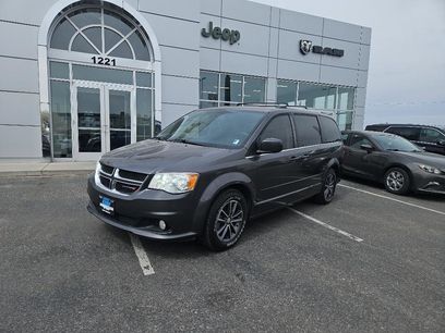 Used 2017 Dodge Grand Caravan SXT
