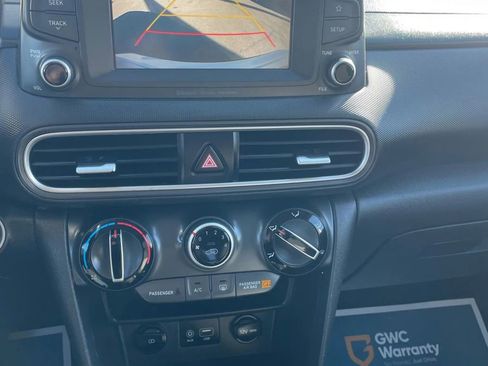 Used 2020 Hyundai Kona SEL image 11