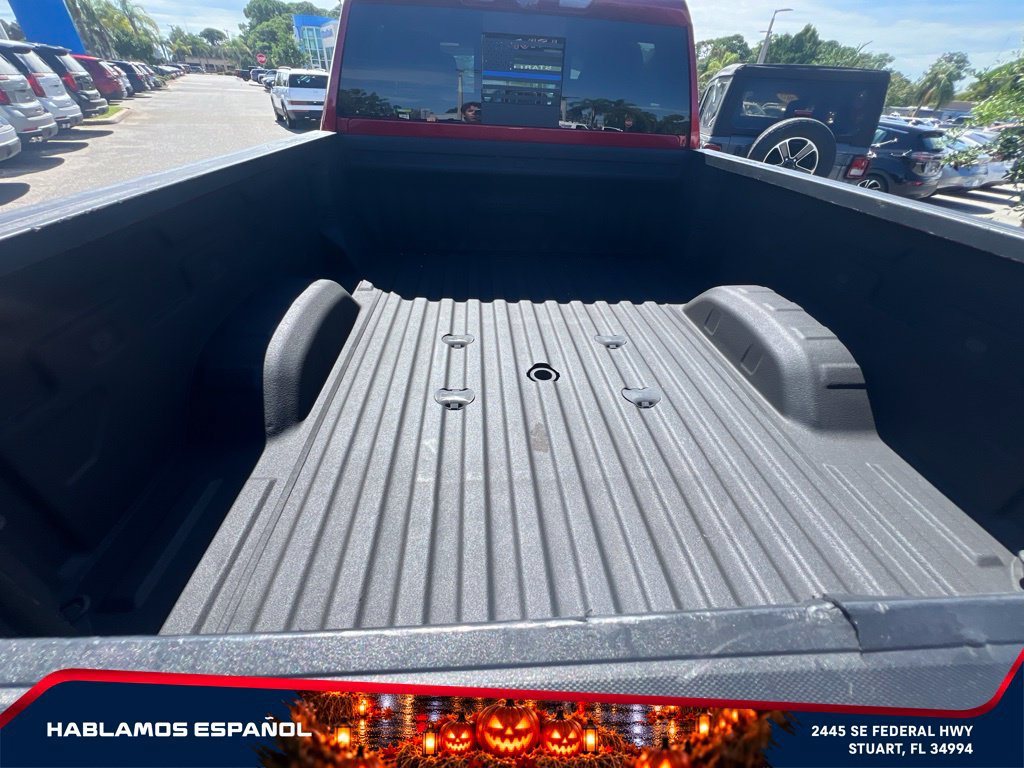 Used 2024 GMC Sierra 2500 AT4 w/ AT4 Premium Plus Package AWD/4WD image 7