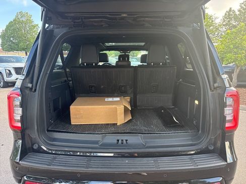 Used 2024 Ford Expedition Max Limited AWD/4WD image 19