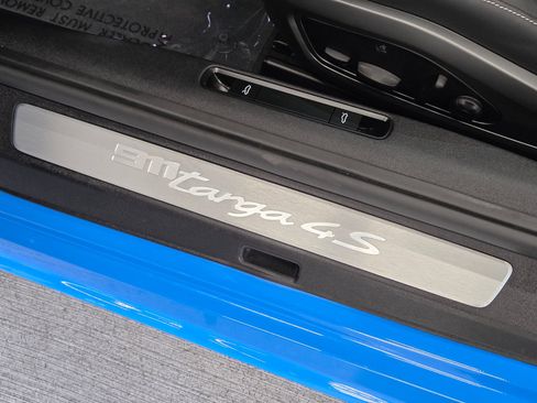 Certified 2024 Porsche 911 Targa 4S AWD/4WD image 14