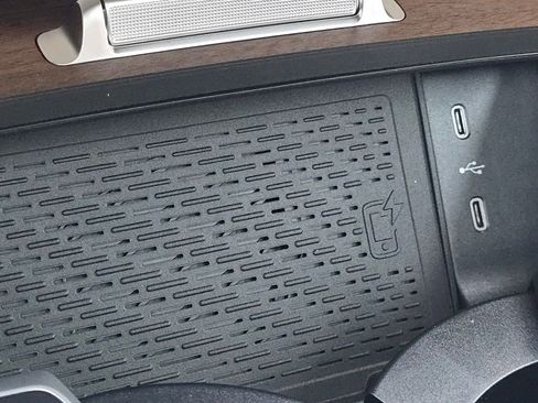 New 2026 Mercedes-Benz GLE 450 4MATIC image 33