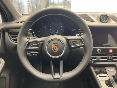 New 2026 Porsche Macan image 12