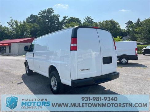 Used 2022 Chevrolet Express 2500 Work Van w/ Driver Convenience Package image 7