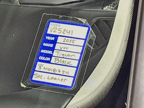 Certified 2025 Volkswagen Tiguan SE FWD image 25